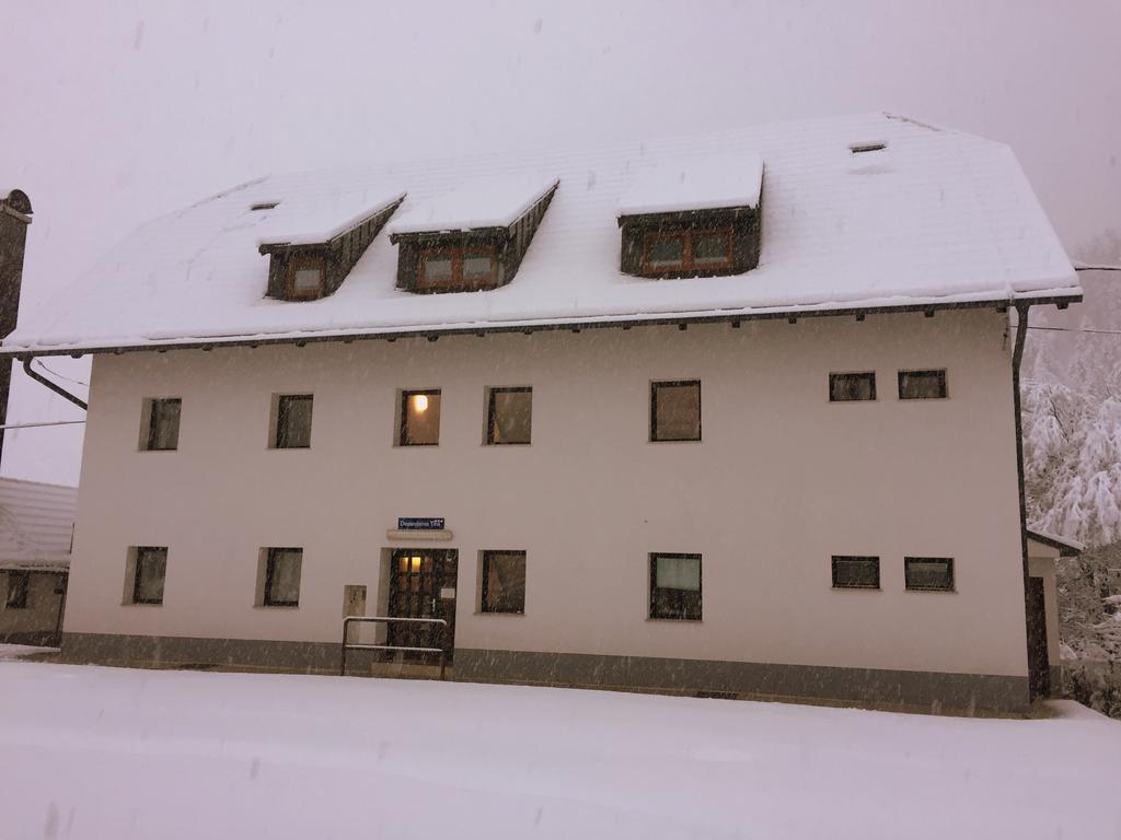 Apartmaji In Sobe Tina Kranjska Gora Eksteriør bilde