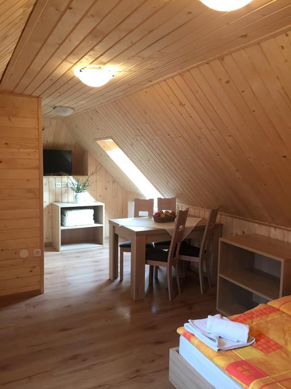 Apartmaji In Sobe Tina Kranjska Gora Eksteriør bilde
