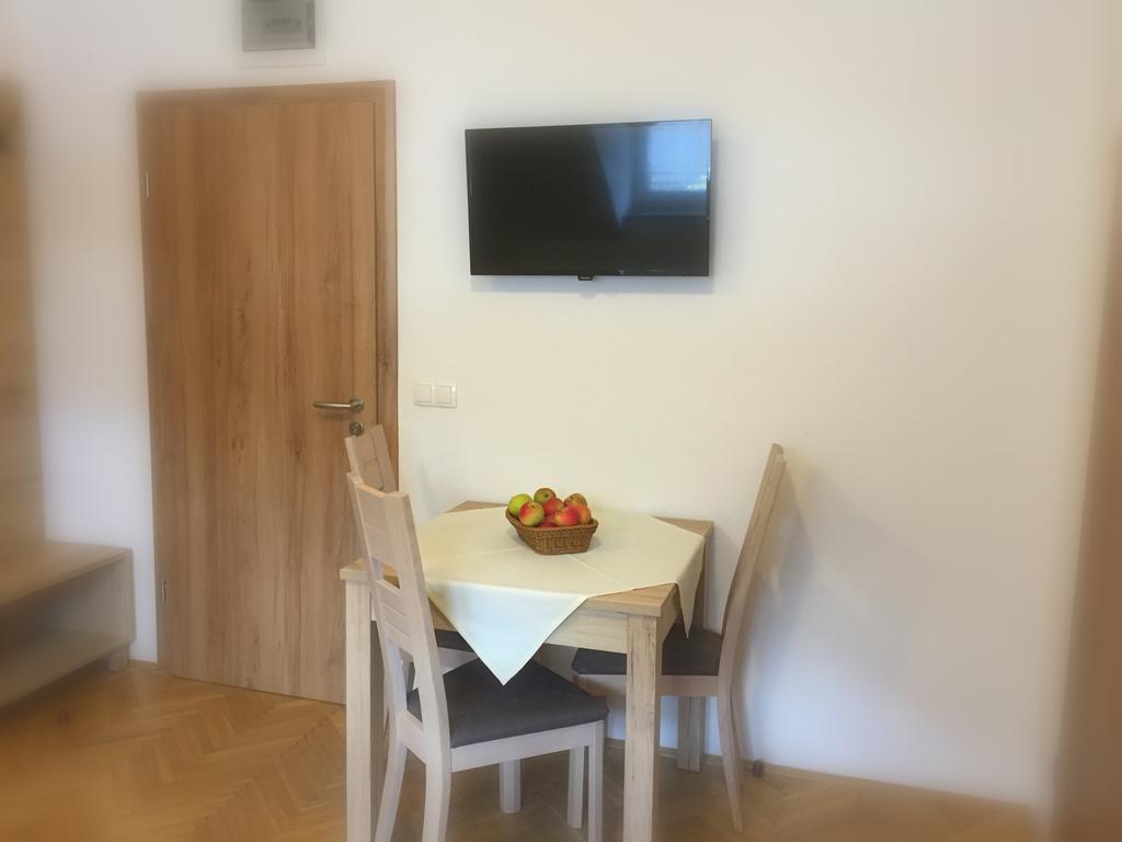 Apartmaji In Sobe Tina Kranjska Gora Eksteriør bilde